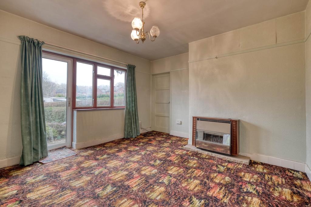 Foxlydiate Crescent, Batchley Redditch B97 6NP 3 bed semidetached