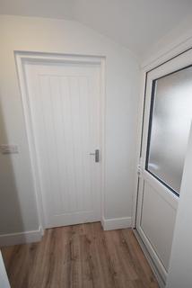 2 bedroom terraced house to rent, Grove Road, Heron Cross, Stoke-on-Trent, ST4 3AZ