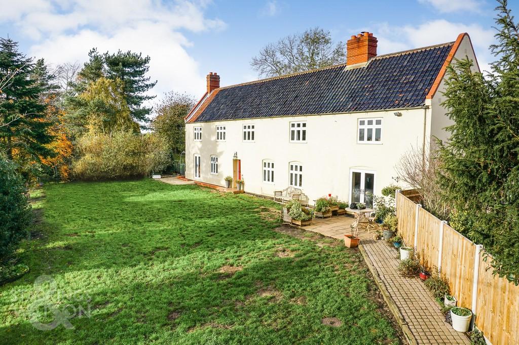 Flixton Marsh Lane, Blundeston, Lowestoft 9 bed detached house £1,700,000