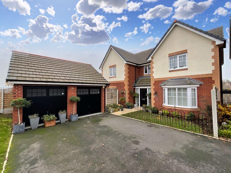 Brewers Place, Stone 4 bed detached house for sale £475,000