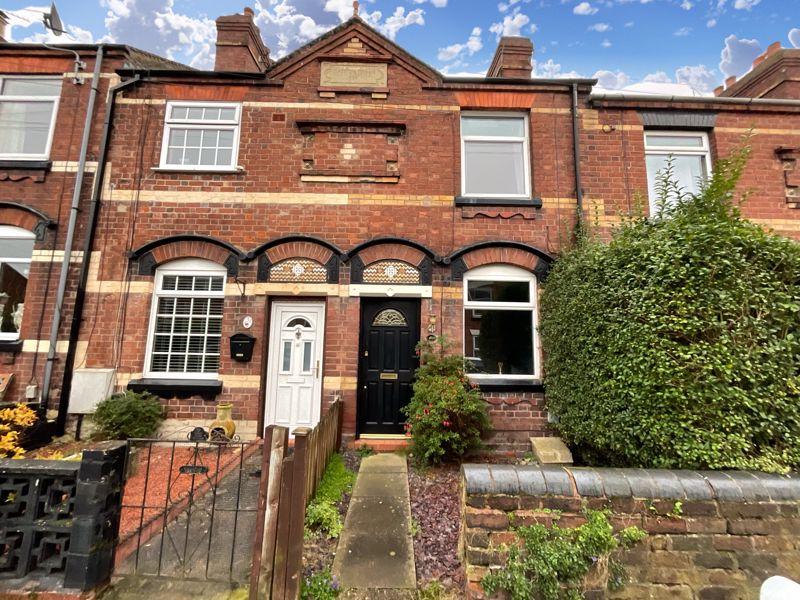 Old Road, Stone 2 bed terraced house £155,000