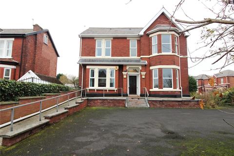 6 bedroom detached house for sale - Chambres Road, Southport, Merseyside, PR8