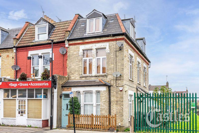 Whittington Road, London, N22 2 bed apartment for sale £465,000