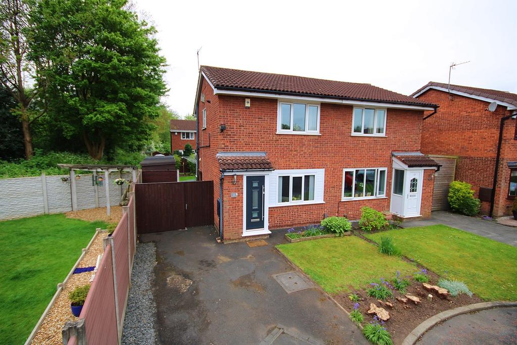 Tenby Close, Callands, Warrington, WA5 2 bed semidetached house £175,000