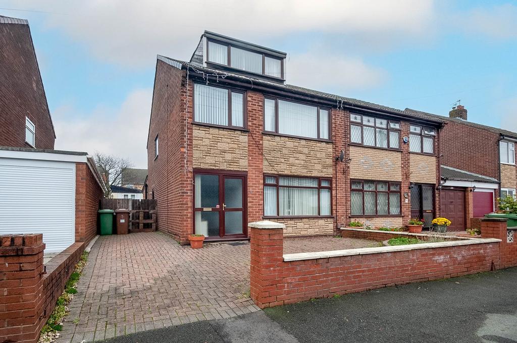 Parkside Avenue, Sutton Manor, St Helens, WA9 4 bed semidetached house
