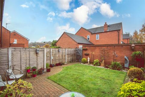 4 bedroom semi-detached house for sale - Burton Old Road, Streethay, Lichfield