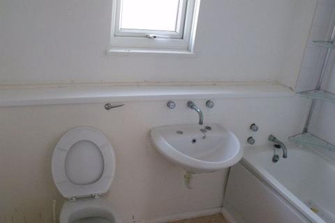 2 bedroom flat to rent - Hinchcliffe, Orton Goldhay, Peterborough