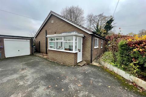 2 bedroom detached bungalow for sale - Priory Lane, Macclesfield