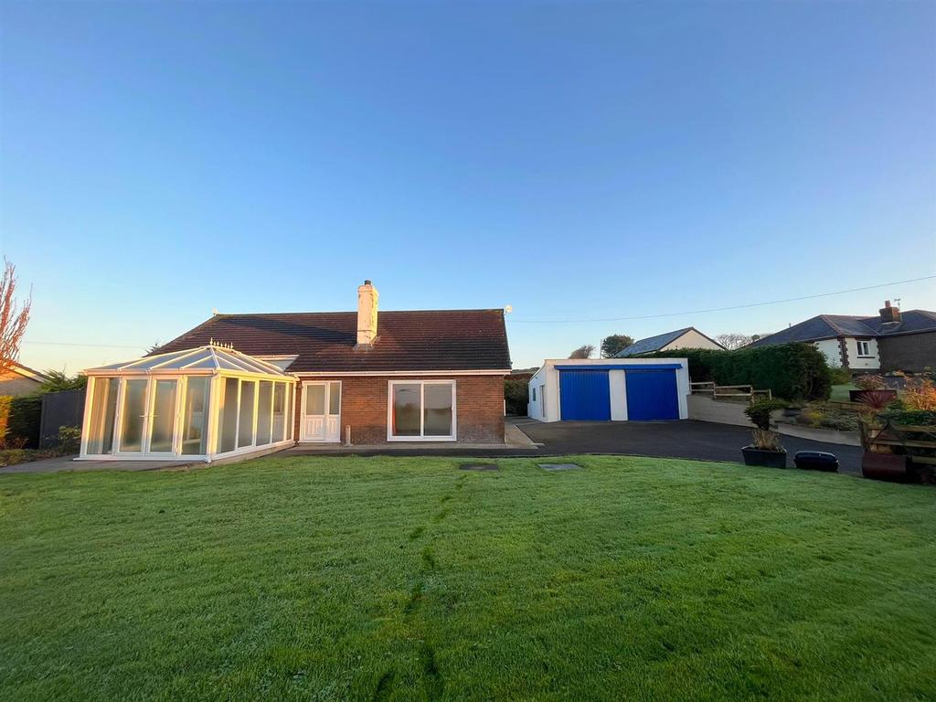 Tanygroes, Cardigan 3 bed detached bungalow for sale £375,000