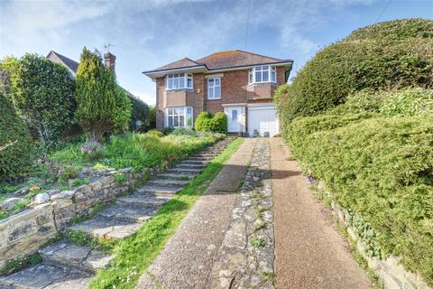 2 Kings Close, Bexhill-on-sea, TN40 1QT