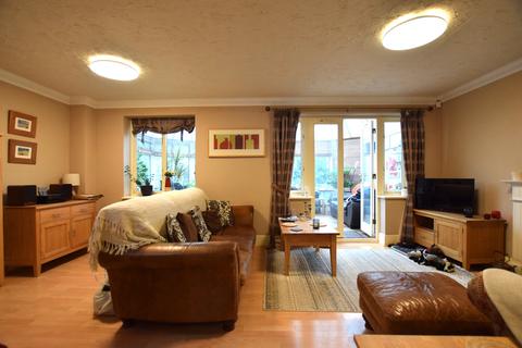 35 Kilverstone, Werrington, Peterborough, PE4 5DX
