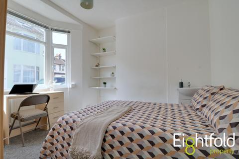 6 bedroom terraced house to rent - St Martins Street, Brighton