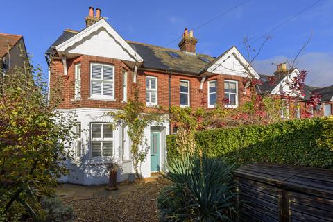 4 bedroom semi-detached house for sale - Ridgway Road, Farnham, Surrey, GU9