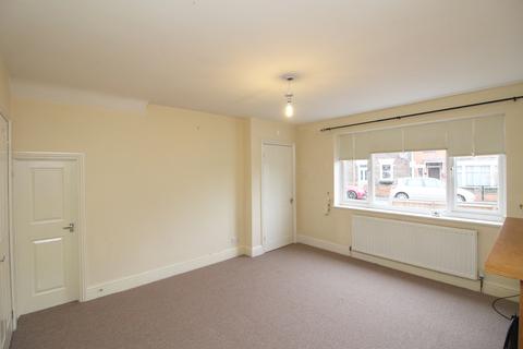 3 bedroom end of terrace house for sale - Mill Lane, Beverley, HU17 9JD