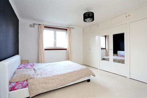 2 bedroom flat to rent, Brierfield Terrace, Cornhill, Aberdeen, AB16