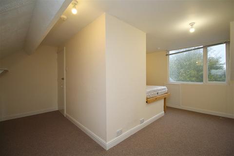 1 bedroom in a house share to rent, Selbourne Street, Loughborough, LE11