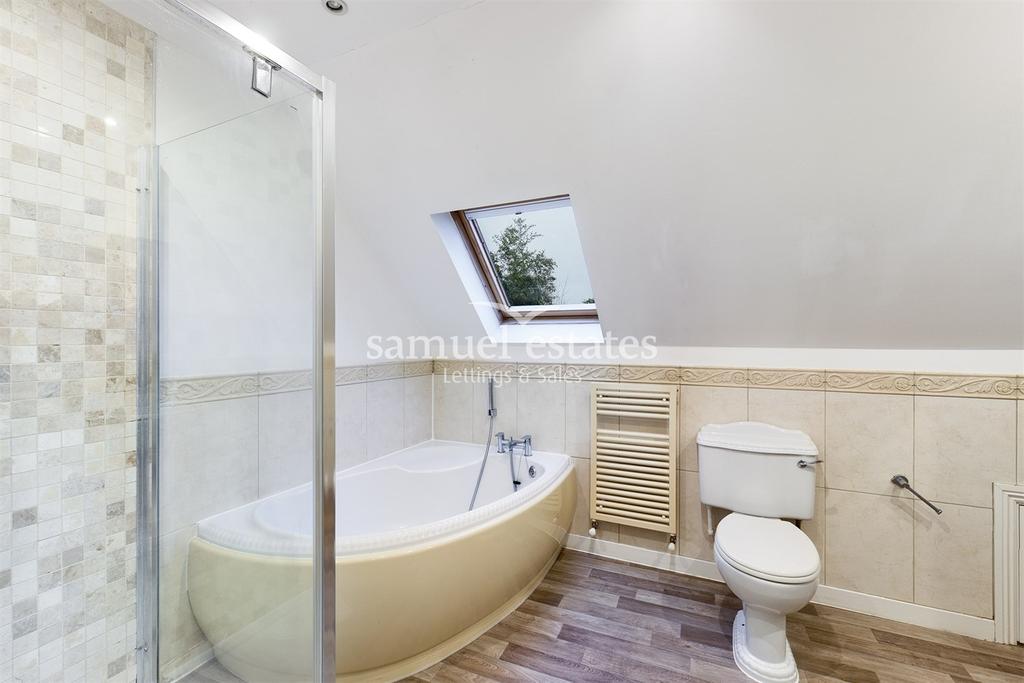 Main Bathroom