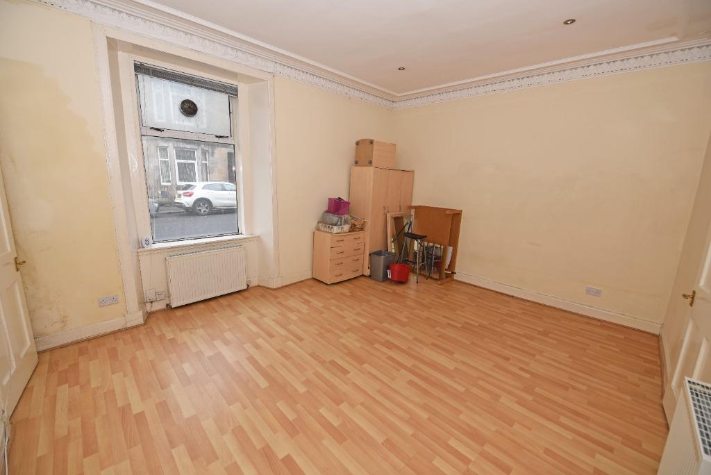 Glasgow Road, Dumbarton, West... 1 bed flat £32,500