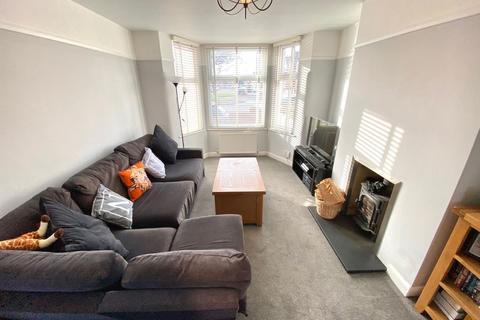 1 Baring Road, Northampton, NN5 7BA