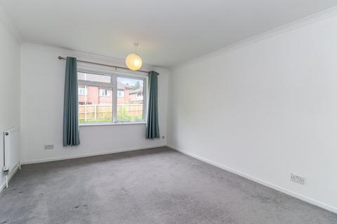 1 bedroom maisonette for sale, Meadowbank, Kings Langley, Herts, WD4