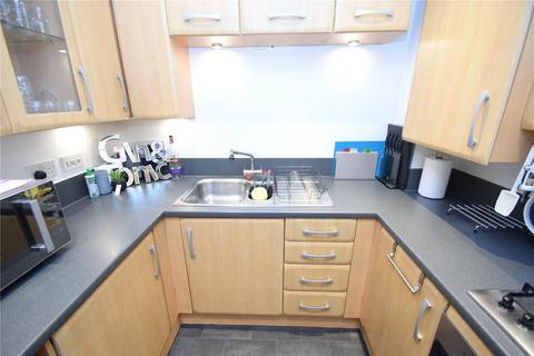 2 bedroom apartment to rent, Tucker Drive, CM8