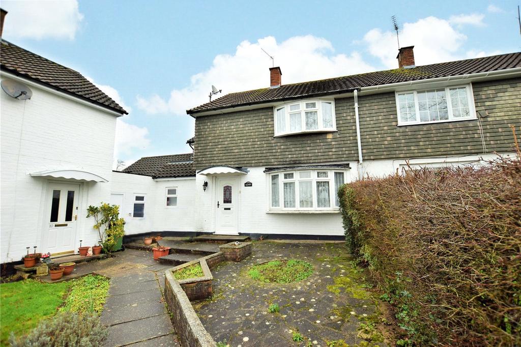 Spinner Green, Bracknell, Berkshire... 3 bed end of terrace house £