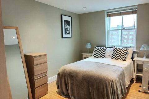 2 bedroom flat to rent, Colville Terrace, Notting Hill, London, W11