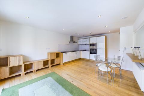 2 bedroom apartment for sale, The Sawmill, Dock Street, HU1