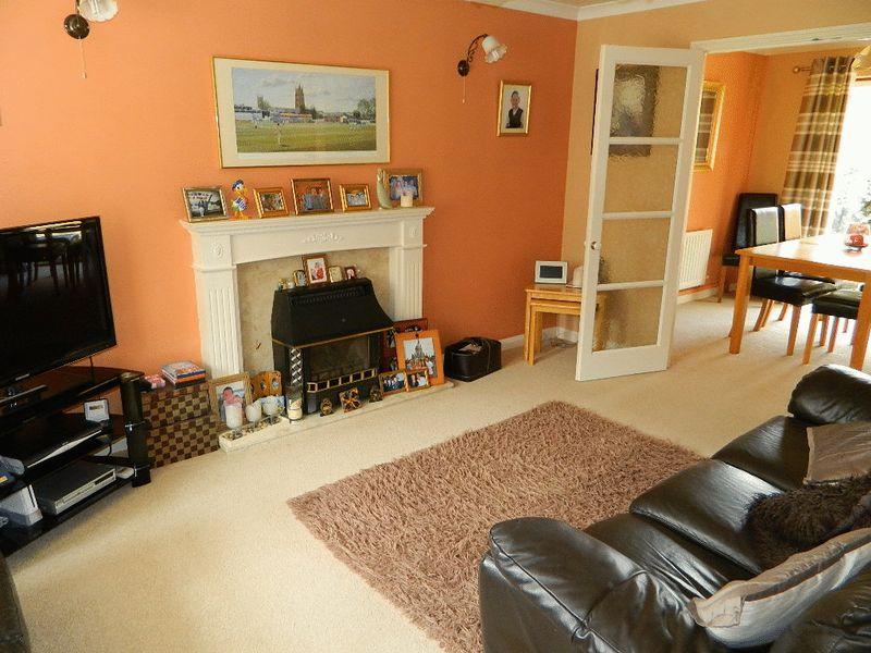 Lounge photo 2