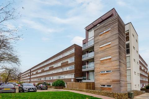 Flat 65, Vaughan Lodge Fair Acres, Bromley, BR2 9BN