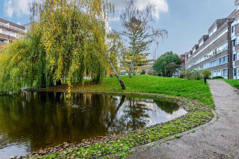 Flat 65, Vaughan Lodge Fair Acres, Bromley, BR2 9BN