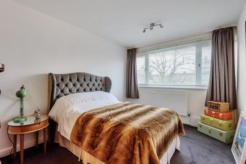 Flat 65, Vaughan Lodge Fair Acres, Bromley, BR2 9BN