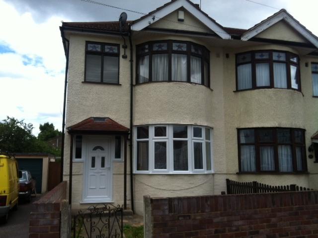 3 Bedroom Semi Detached for rent on Temple Road,