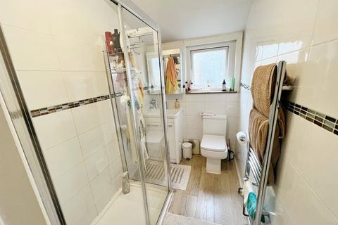 3 bedroom semi-detached house for sale - Church Street, N9