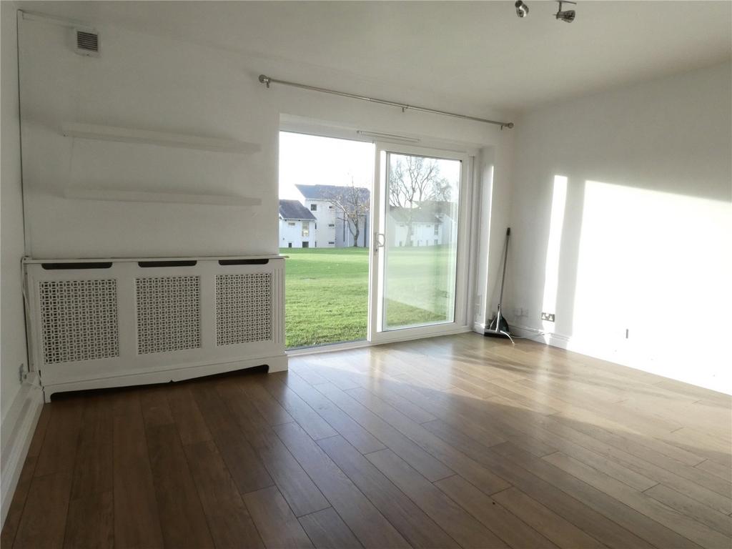 Lounge / Kitchen