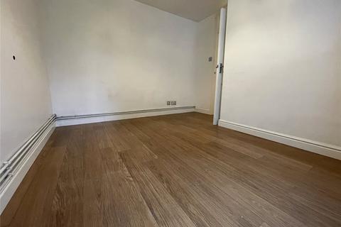 undefined, Ffordd Garnedd, Y Felinheli, Gwynedd, LL56