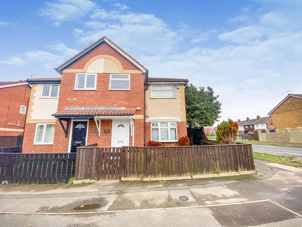 Glentworth Avenue, Netherfields... 3 bed semidetached house £70,000