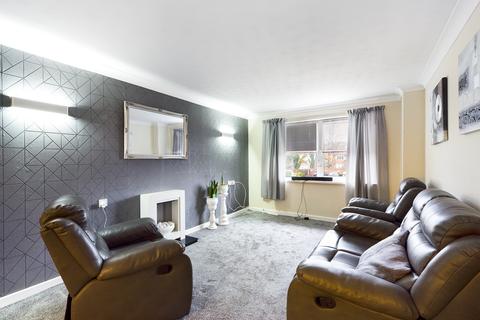 1 bedroom flat for sale - Poplar Court, Kings Road, Lytham St. Annes, FY8