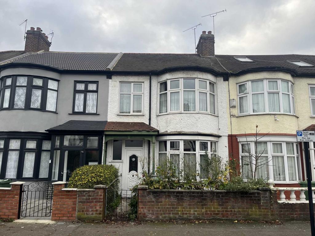 Belvedere Road, Leyton, E10 3 bed terraced house for sale £450,000
