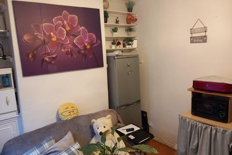 9 Darnley Street, Stoke-on-trent, ST4 2BH