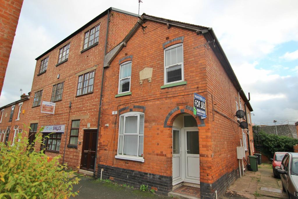 Bromyard Terrace, Worcester 2 bed apartment £700 pcm (£162 pw)