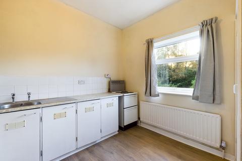 2 bedroom flat to rent, London Road, Newcastle-under-Lyme, ST5