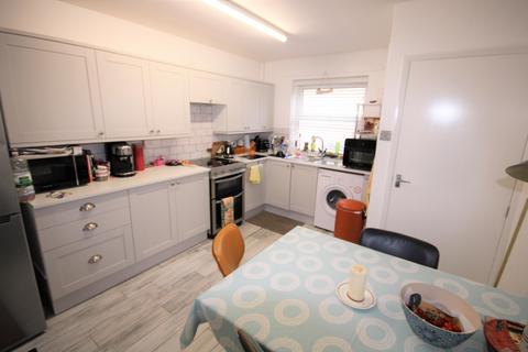 2 bedroom end of terrace house to rent, Hyrst Mews, Heworth, York, YO31