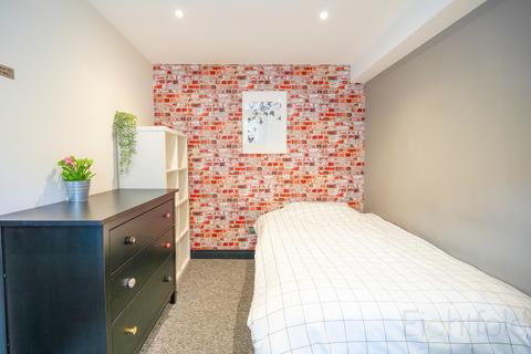 2 bedroom flat to rent, New England Road, Brighton
