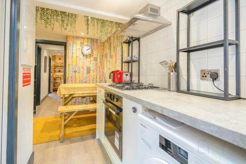 2 bedroom flat to rent, New England Road, Brighton
