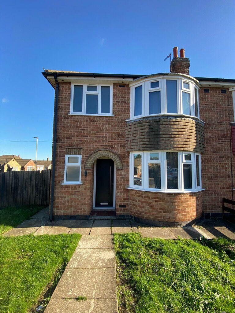 Road, Leicester, Leicestershire 4 bed semidetached house £