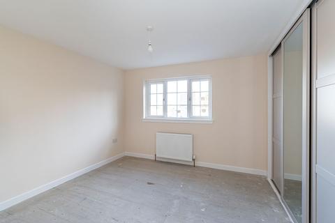 16 Braehead Avenue, Edinburgh, EH4 6QN