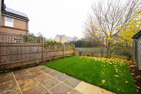 2 bedroom semi-detached house to rent, The Paddocks, Yarnton, Kidlington, OX5