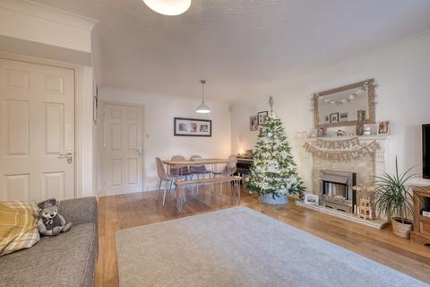 65 Hoveton Close, Redditch, B98 7HW