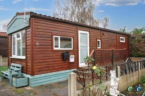 1 bedroom mobile home for sale - Love Lane,Rugeley,Staffordshire,WS15 2HL